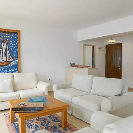 Mona With Sea Platform Апартаменты