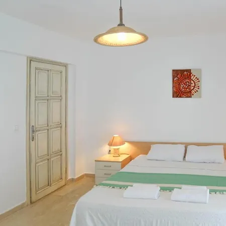 Mona With Sea Platform Апартаменты Каш