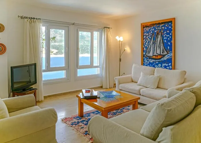 Mona With Sea Platform * Kas