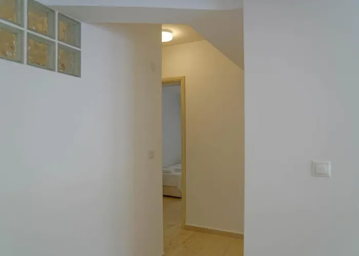 Mona With Sea Platform Apartamento *